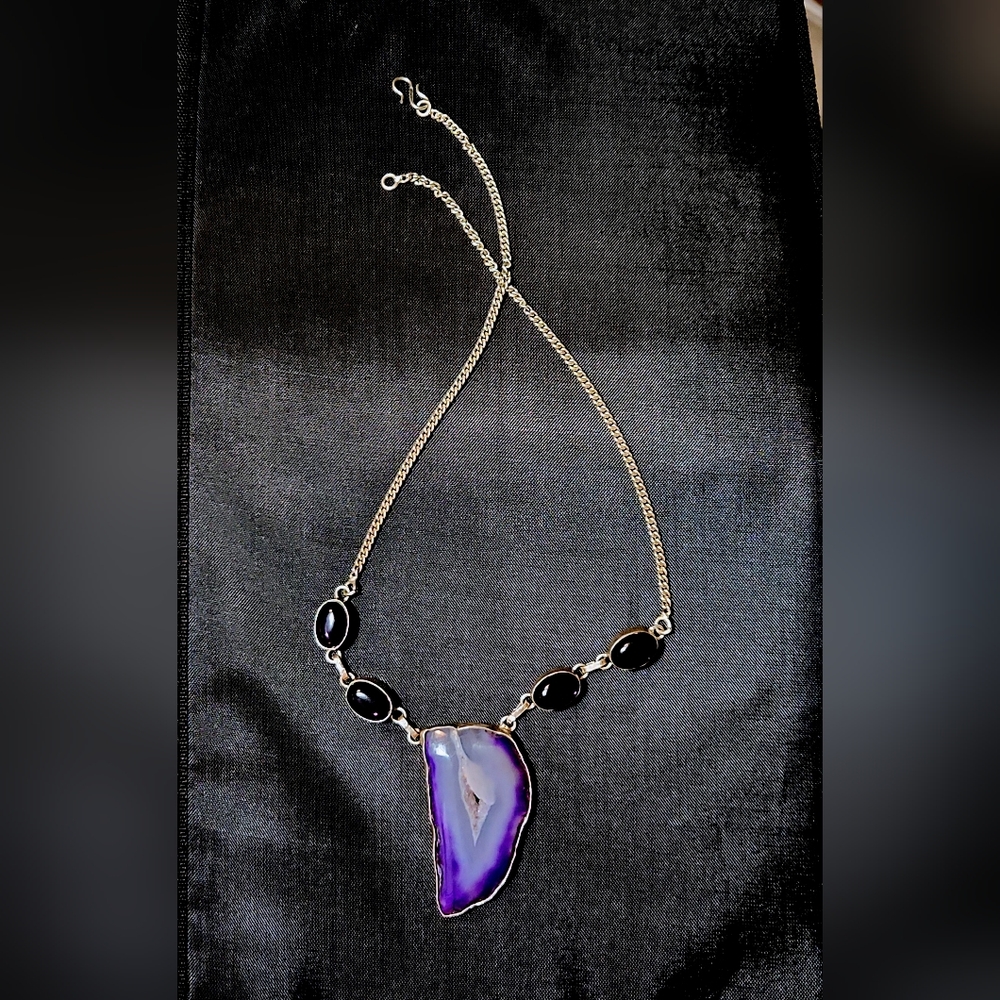 Outstanding,1/8"x1 1/4"Supr- Chunky.Genuine Purple-Dyed Agate Drusy Slice Necklc